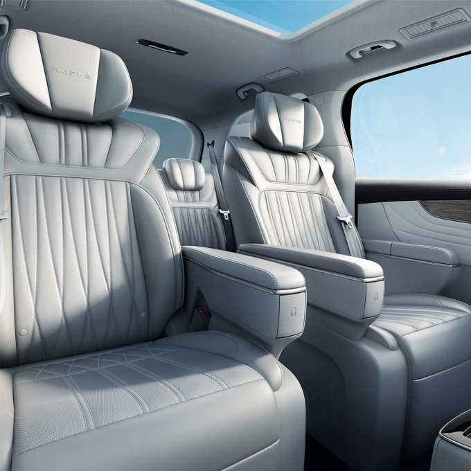 2023 MPV EV Car 7 мест Roewe Imax8 для путешествий Новое энергетическое транспортное средство большой дальности 5